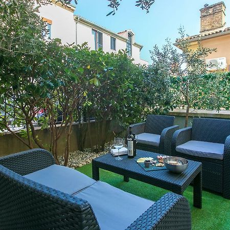 Polias Apartment Пула Экстерьер фото