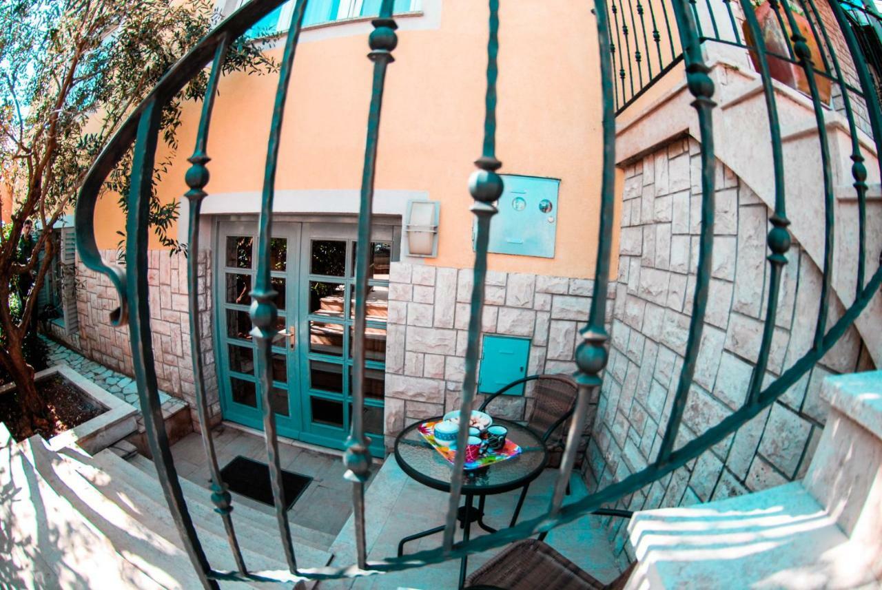 Polias Apartment Пула Экстерьер фото